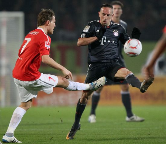 港的另一次 港的另一次